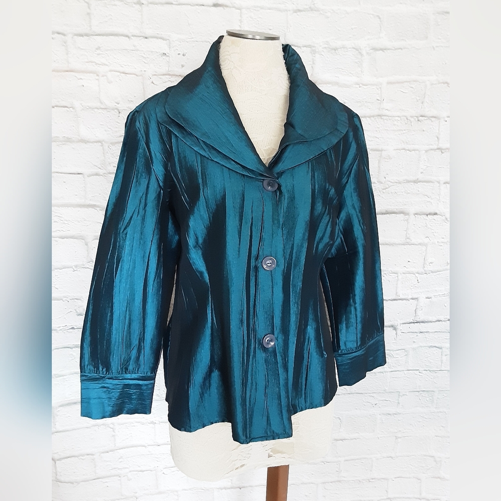 "Puli" Iridescent Blouse